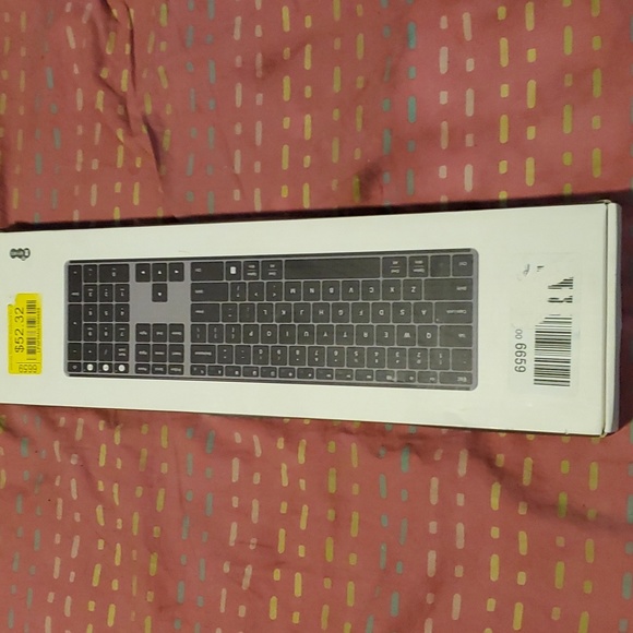 Seenda Bluetooth wireless keyboard - Picture 1 of 3